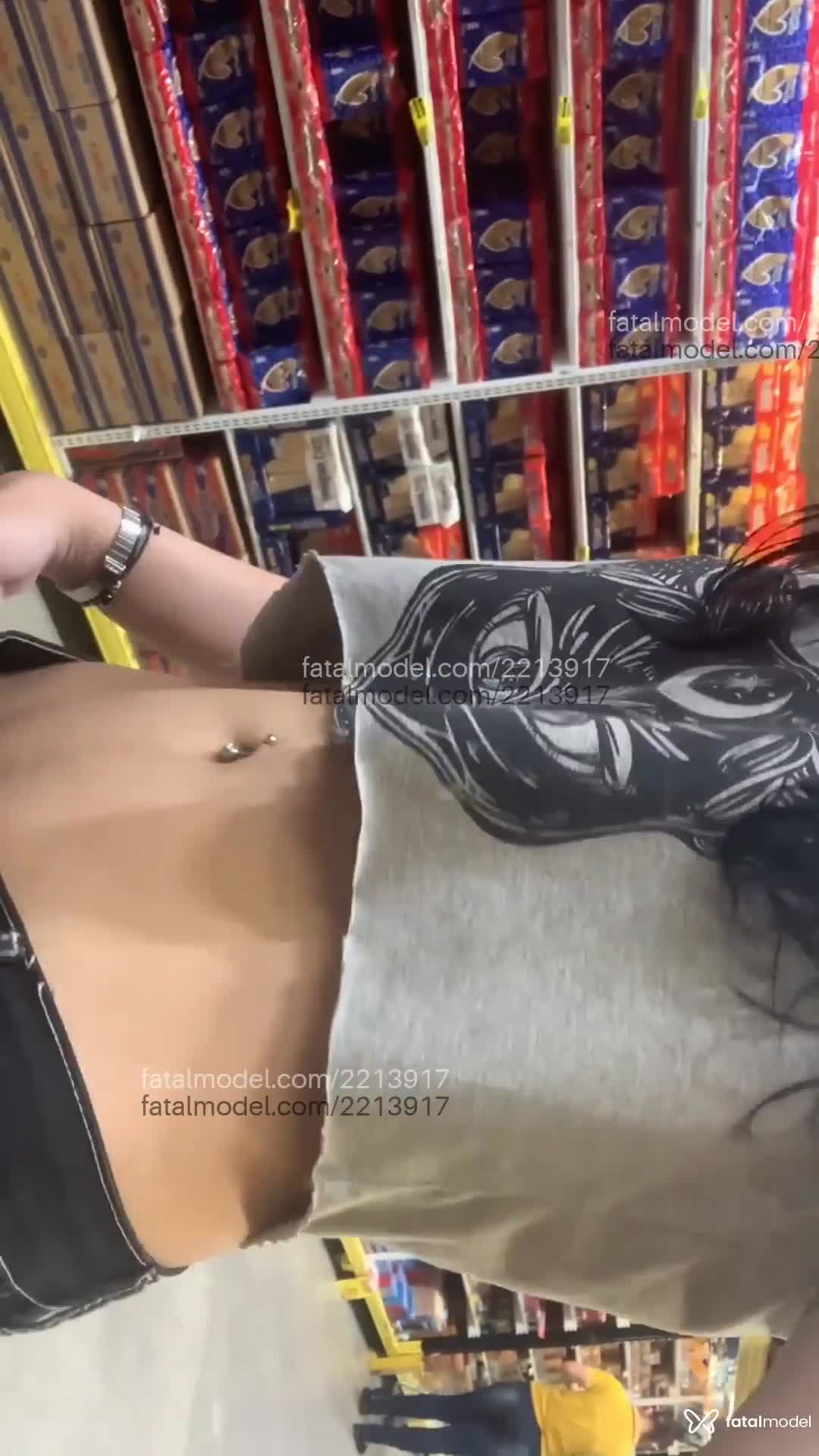 Acompanhante mulher trans morena (o) de olhos castanhos - Ana