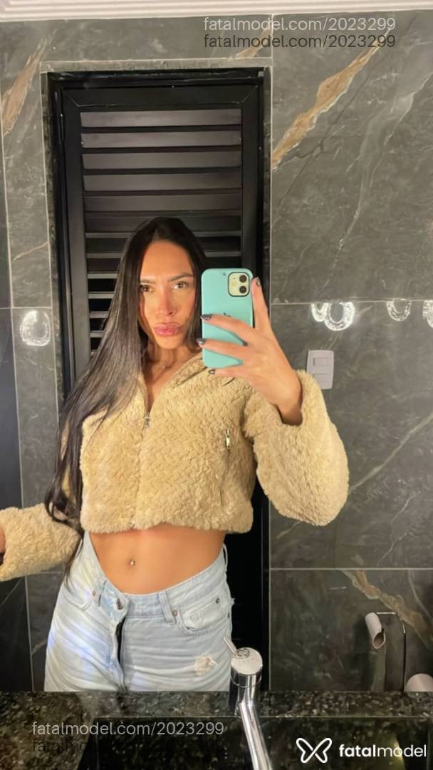 Acompanhante mulher morena (o) de olhos castanhos - Jade Molina