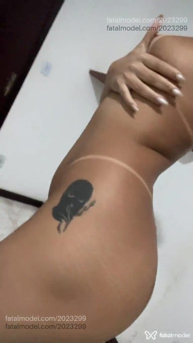 Acompanhante mulher morena (o) de olhos castanhos - Jade Molina