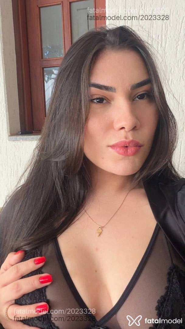 Acompanhante mulher morena (o) de olhos pretos em Araçatuba - Júlia Hayashi
