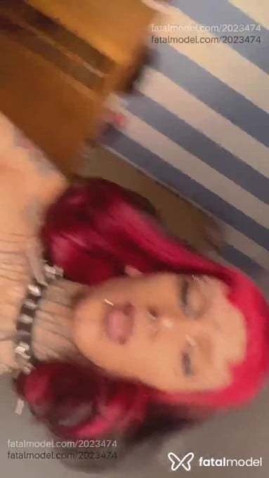 Acompanhante mulher trans com cabelo castanho de olhos mel em Virtual - Letícia