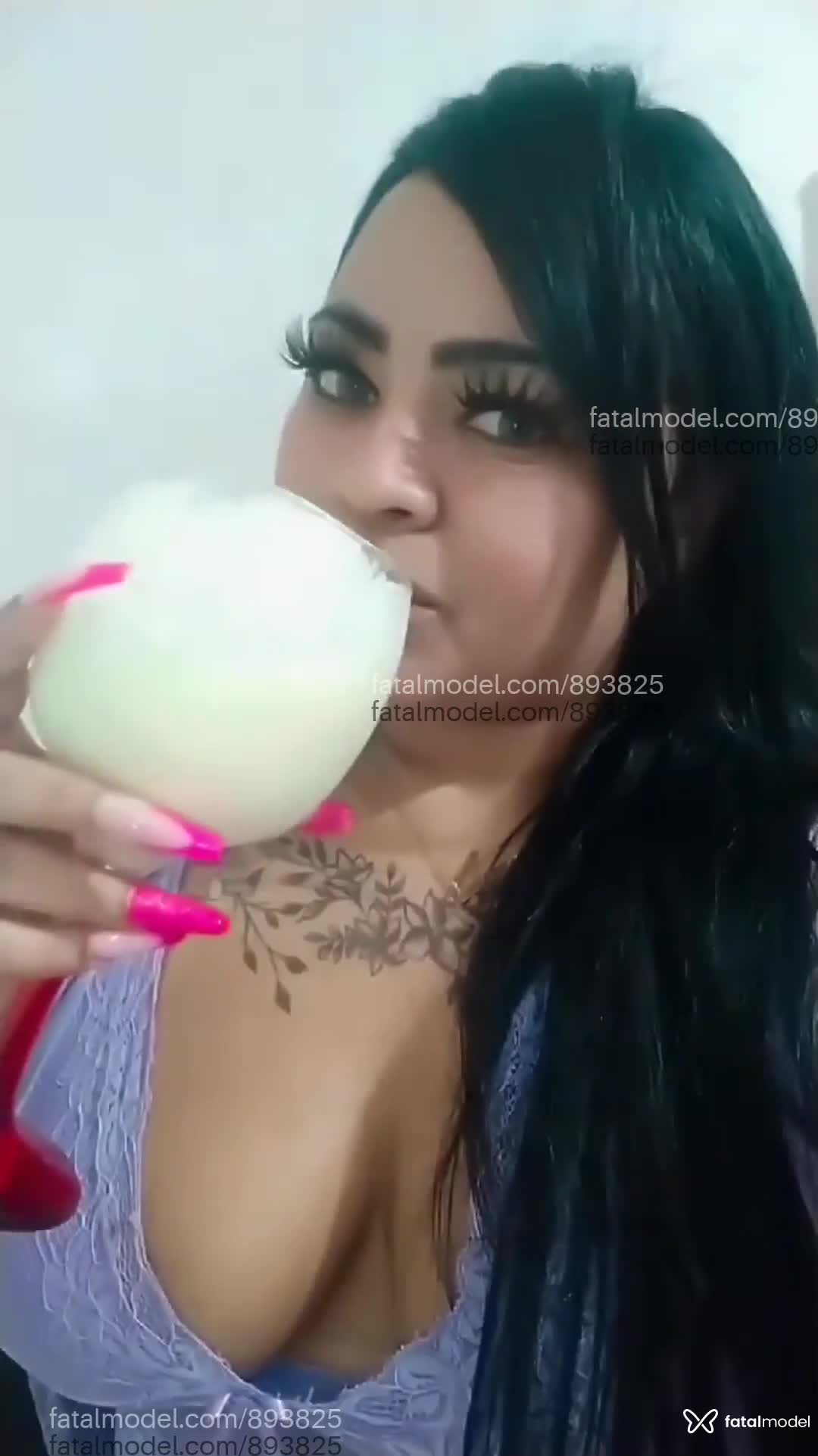 Acompanhante mulher morena (o) de olhos castanhos em Cabo Frio Acompanhante mulher morena (o) de olhos castanhos em Cabo Frio - Monalisa Araújo