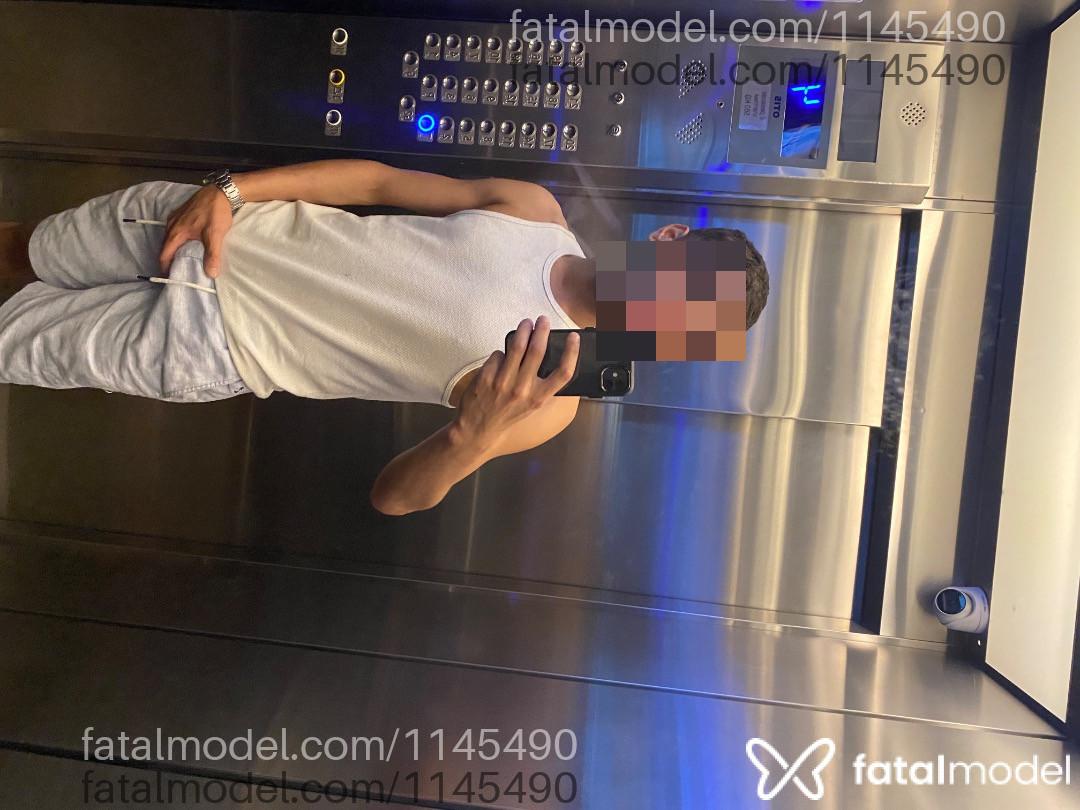 Acompanhante homem morena (o) de olhos castanhos em São Paulo - Felipe Sans