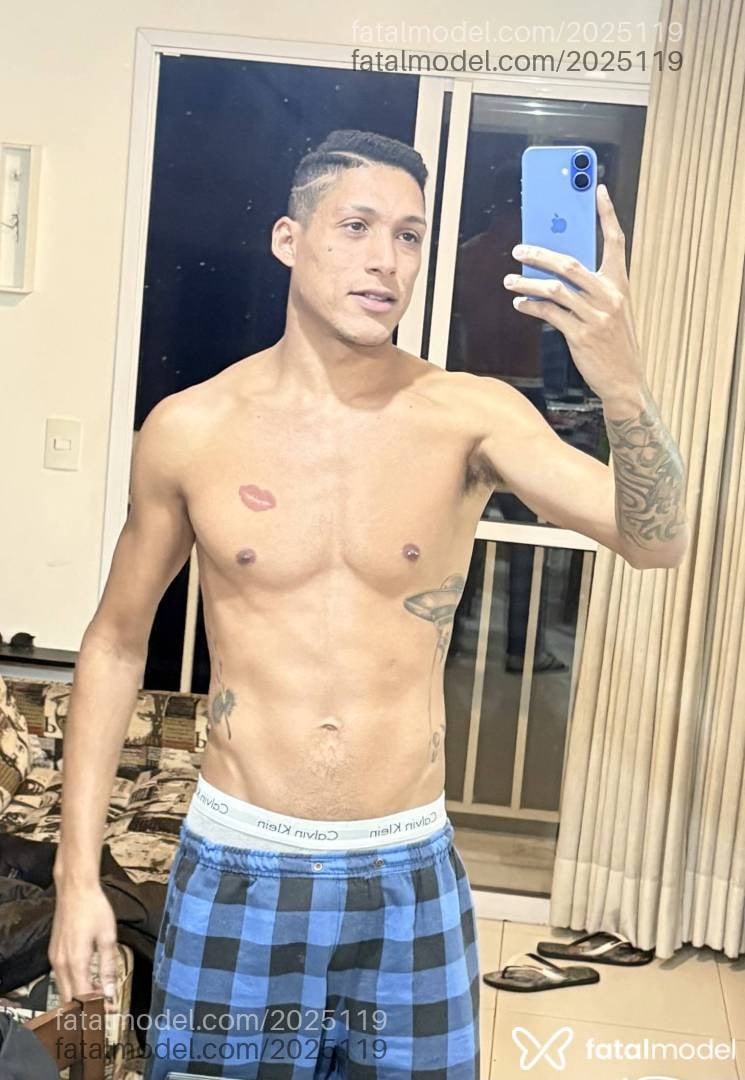 Acompanhante homem morena (o) de olhos castanhos - Lex Santos