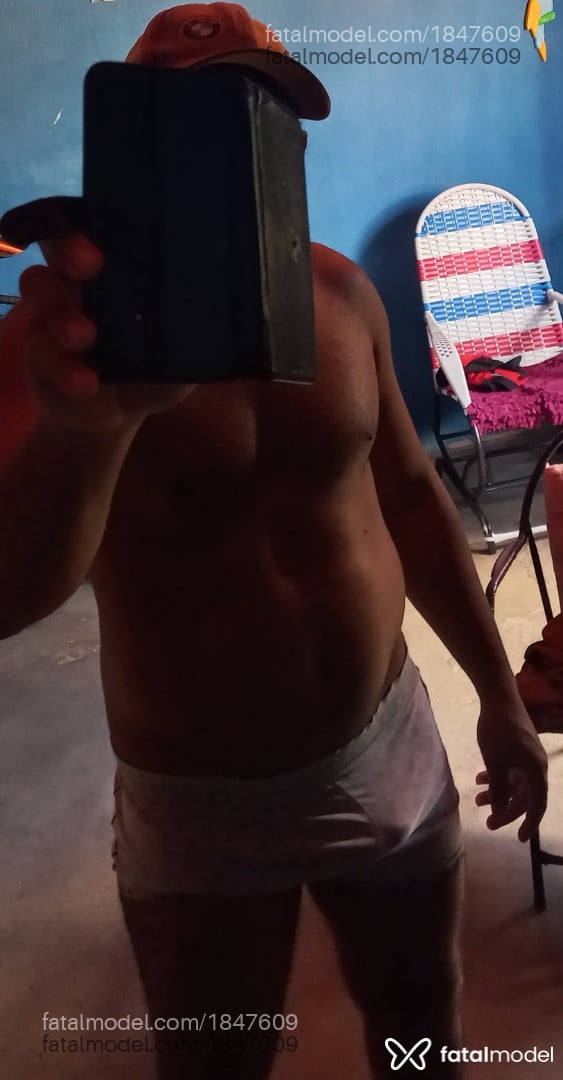 Acompanhante homem morena (o) de olhos pretos em Fortaleza Acompanhante homem morena (o) de olhos pretos em Fortaleza - Baiano