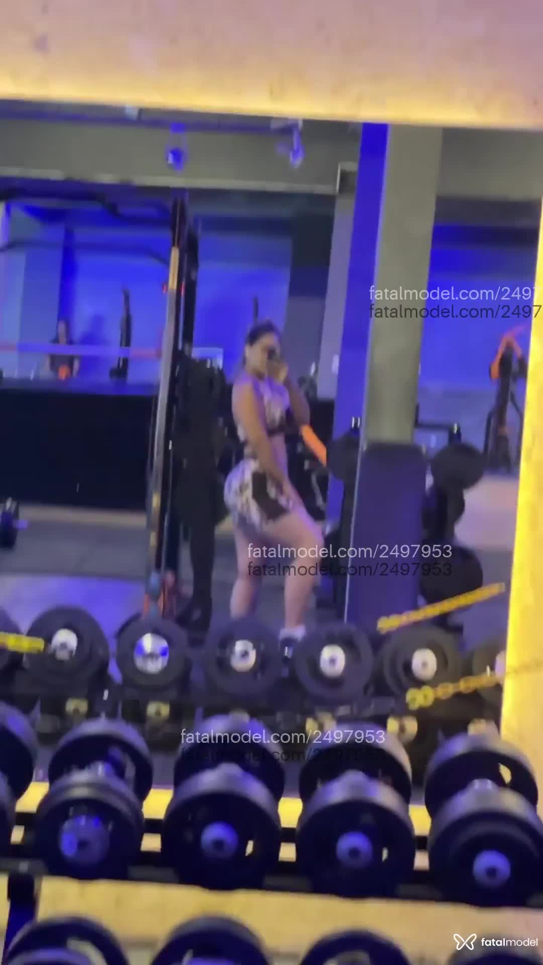 Acompanhante mulher loira (o) de olhos pretos em Rio de Janeiro Acompanhante mulher loira (o) de olhos pretos em Rio de Janeiro - Giovanna