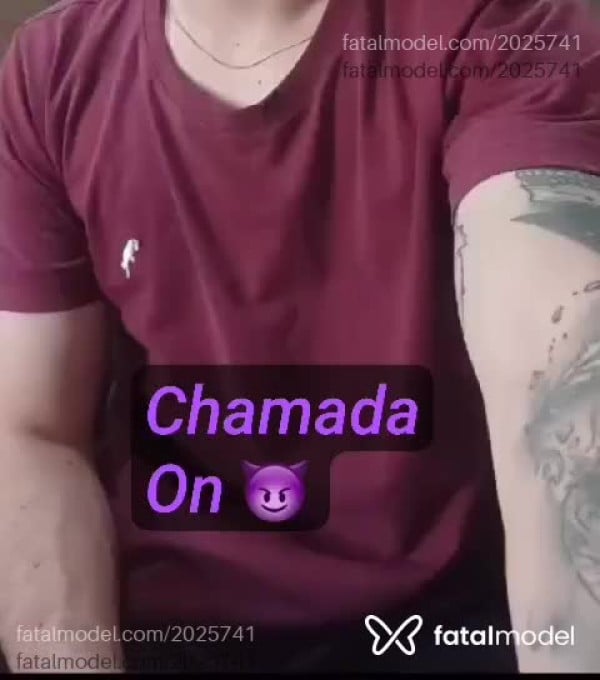 Acompanhante homem com cabelo castanho de olhos verdes em Virtual - Cavalari