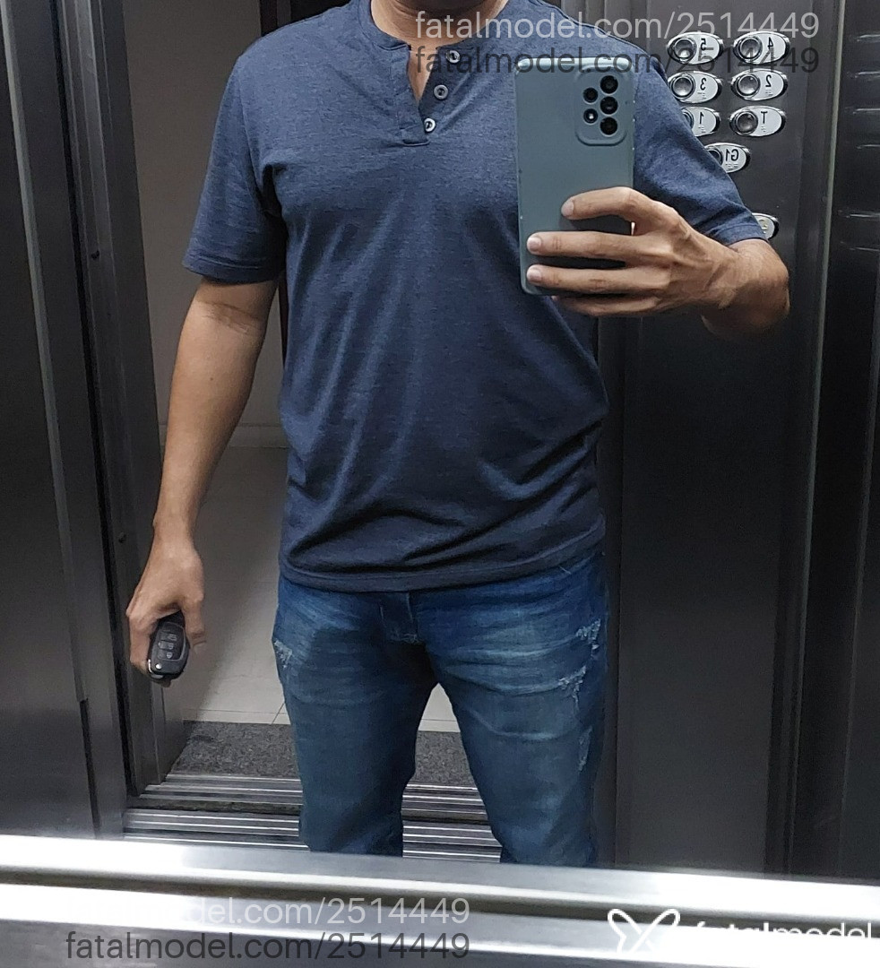 Acompanhante homem morena (o) de olhos pretos em Florianópolis - Queridinho