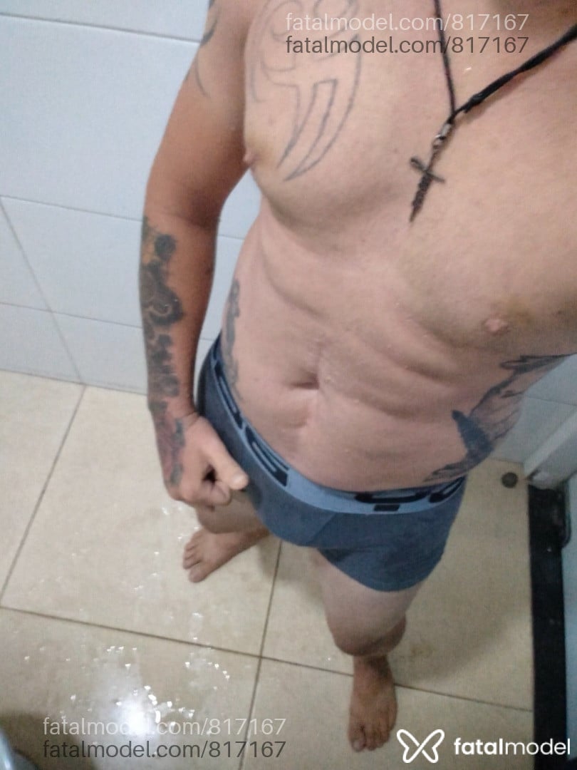 Acompanhante homem loira (o) de olhos verdes em Redenção Acompanhante homem loira (o) de olhos verdes em Redenção - Branquin