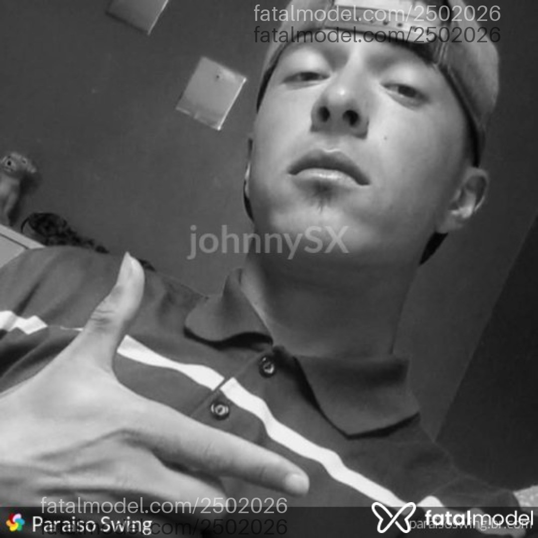 Acompanhante homem morena (o) de olhos castanhos em Florianópolis - Johnnysx