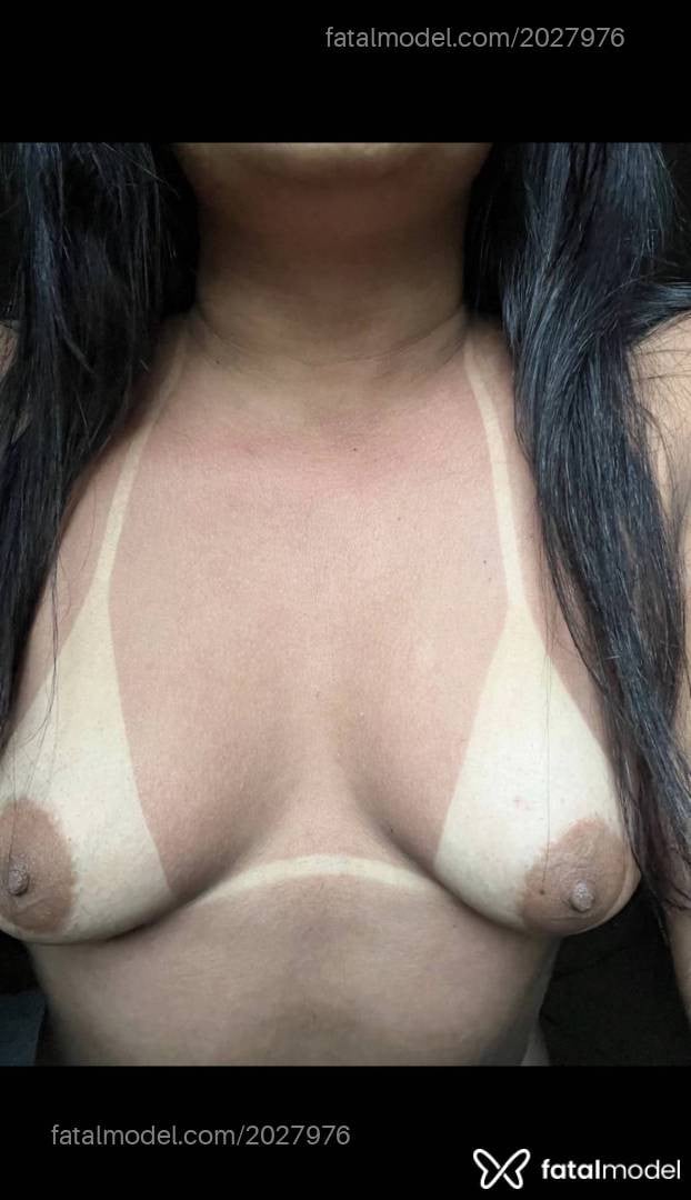 Acompanhante mulher trans morena (o) de olhos castanhos - Ksl