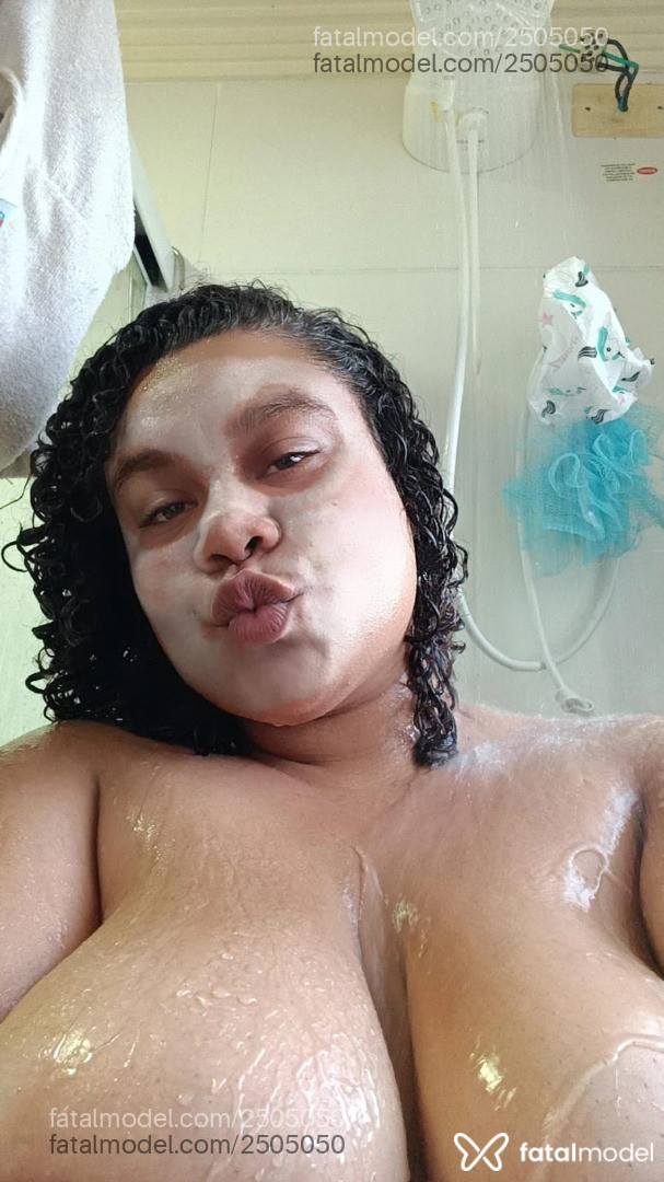 Acompanhante mulher morena (o) de olhos castanhos em Virtual Acompanhante mulher morena (o) de olhos castanhos em Virtual - Kátia Sanches