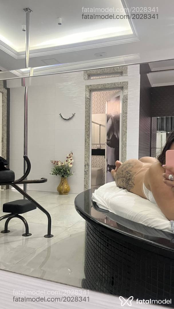 Acompanhante mulher com cabelo castanho de olhos castanhos em Ijuí - Angel