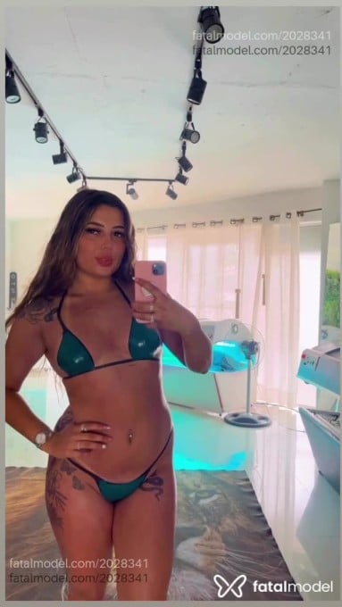 Acompanhante mulher com cabelo castanho de olhos castanhos em Ijuí - Angel