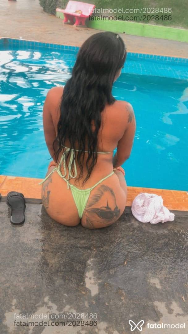 Acompanhante mulher morena (o) de olhos pretos - Gabriela Acompanhante mulher morena (o) de olhos pretos - Gabriela