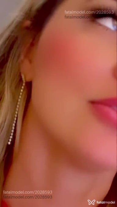 Acompanhante mulher loira (o) de olhos mel em Recife - Joana Brasão