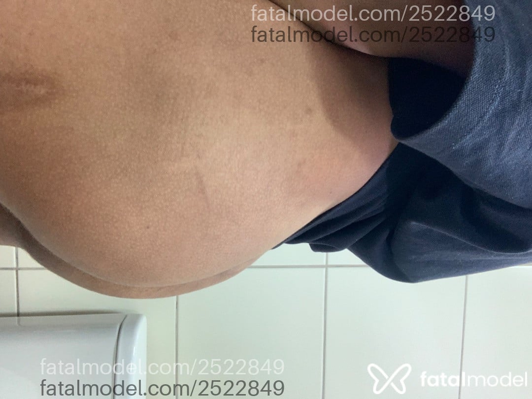 Acompanhante homem com cabelo castanho de olhos castanhos em Virtual Acompanhante homem com cabelo castanho de olhos castanhos em Virtual - Pedrosa