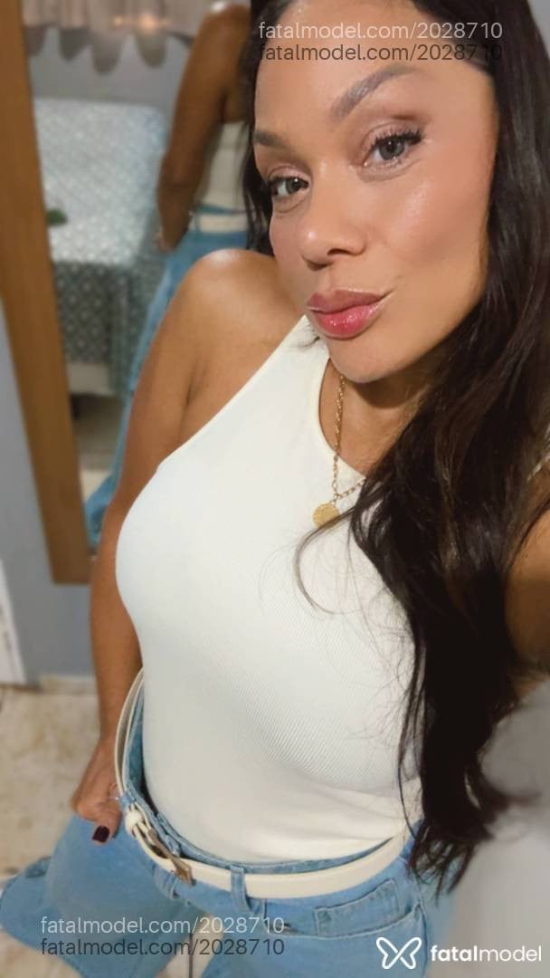 Acompanhante mulher morena (o) de olhos verdes em São José do Rio Preto - Elena Diaz