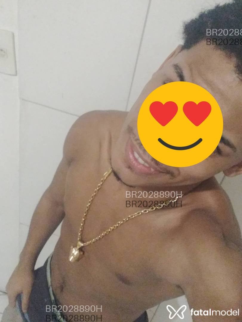 Acompanhante homem morena (o) de olhos castanhos em Rio de Janeiro - PutãoRj