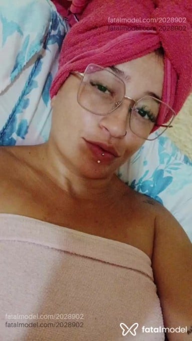 Acompanhante mulher loira (o) de olhos castanhos em Cabo Frio Acompanhante mulher loira (o) de olhos castanhos em Cabo Frio - Raissa Ferrari