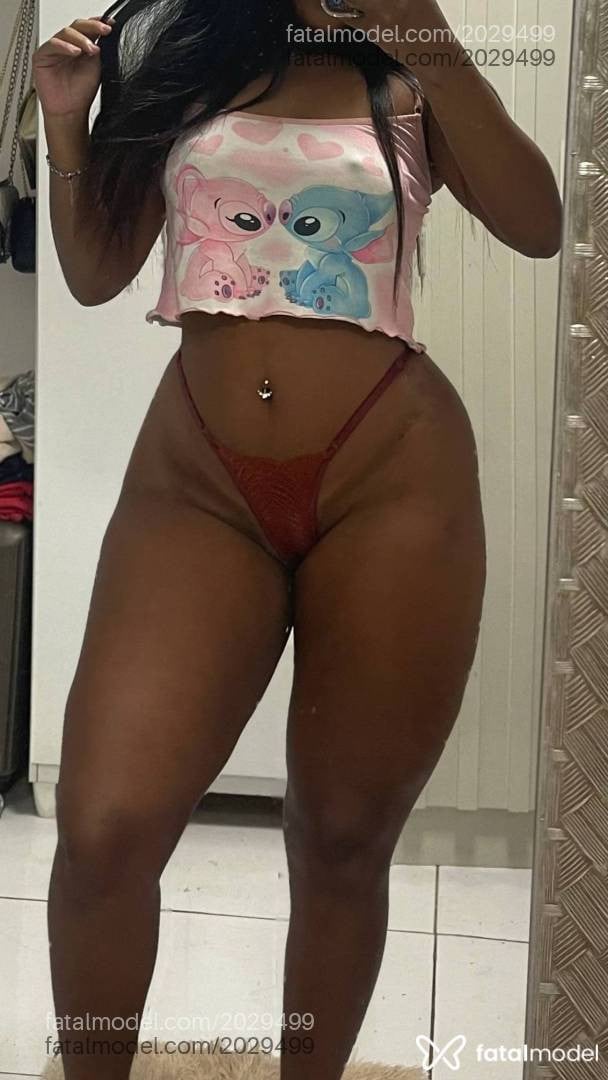 Acompanhante mulher com cabelo castanho de olhos castanhos em Rio de Janeiro - Raissa Silva