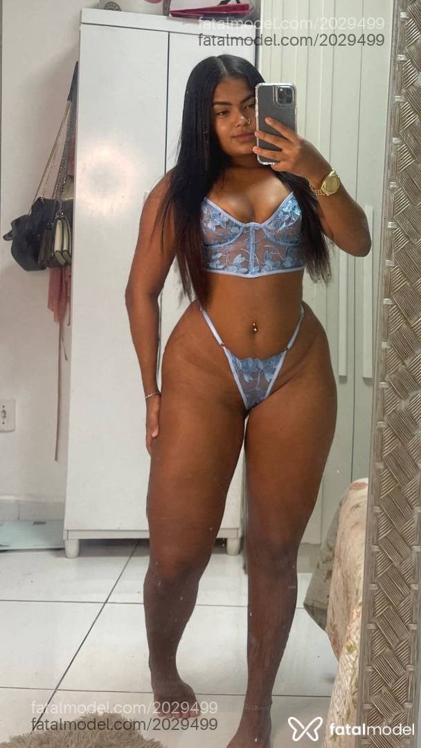 Acompanhante mulher com cabelo castanho de olhos castanhos em Rio de Janeiro - Raissa Silva
