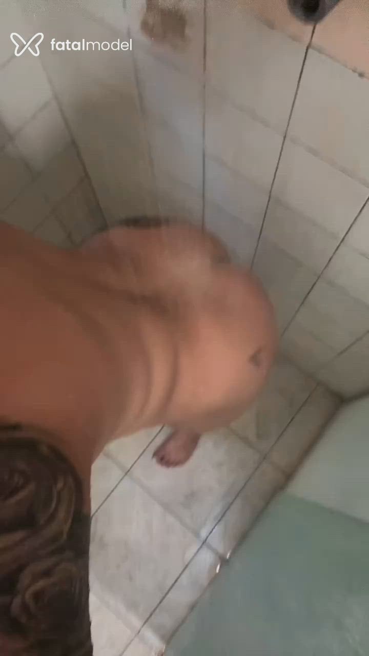 Acompanhante mulher com cabelo castanho de olhos castanhos - Gabrielly Soares