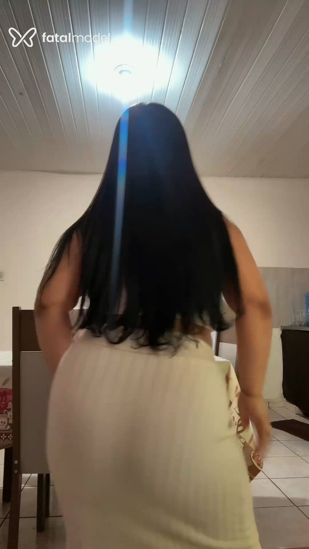 Acompanhante mulher com cabelo castanho de olhos castanhos - Gabrielly Soares