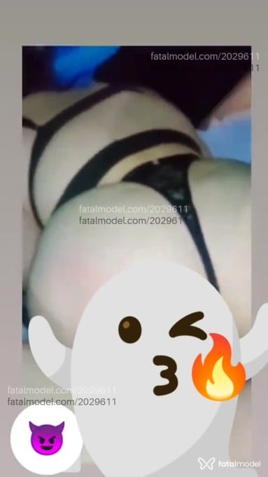 Acompanhante mulher com cabelo castanho de olhos castanhos em Gravataí - Dominik