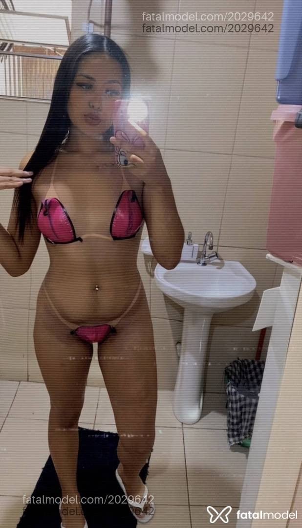 Acompanhante mulher morena (o) de olhos castanhos - Tayna Costa