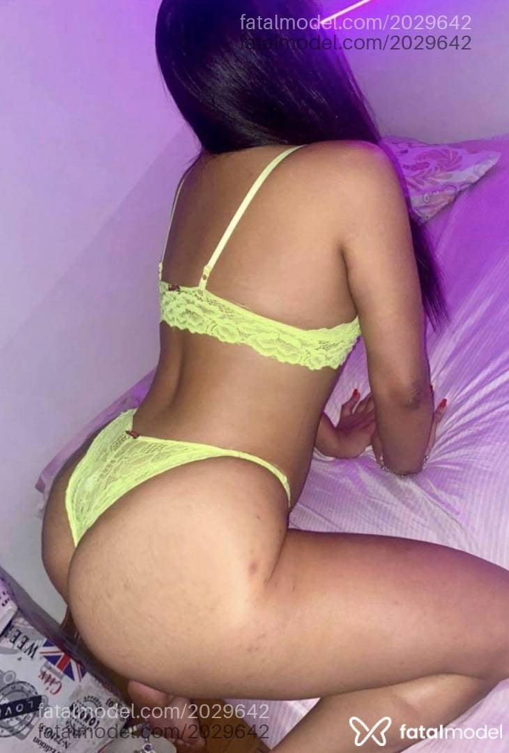 Acompanhante mulher morena (o) de olhos castanhos - Tayna Costa