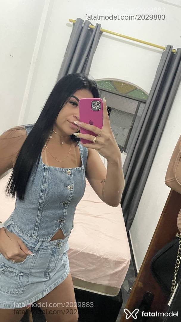 Acompanhante mulher morena (o) de olhos castanhos - Mary
