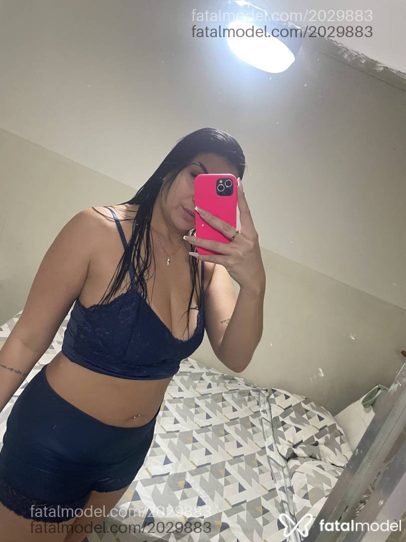 Acompanhante mulher morena (o) de olhos castanhos - Mary