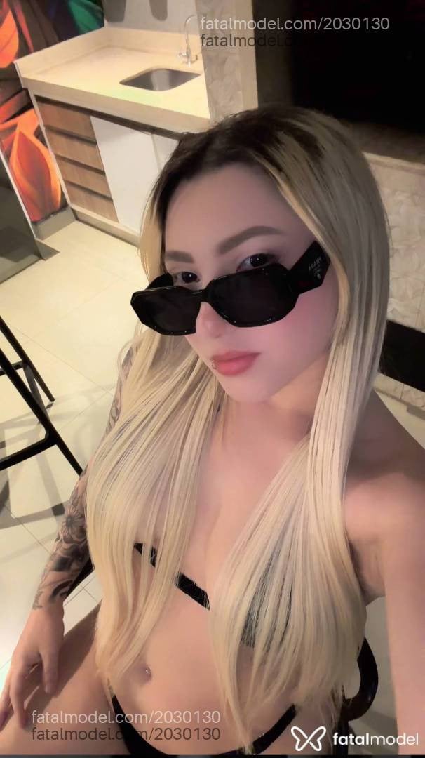 Acompanhante mulher loira (o) de olhos mel em Cascavel - Estefanny Castro