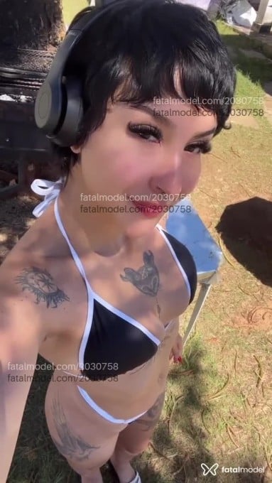 Acompanhante mulher morena (o) de olhos castanhos - Priscila Acompanhante mulher morena (o) de olhos castanhos - Priscila