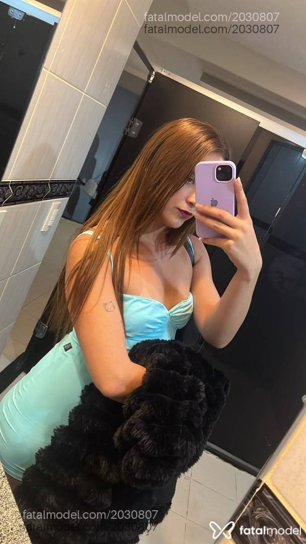 Acompanhante mulher morena (o) de olhos verdes em Goiânia - Agatha