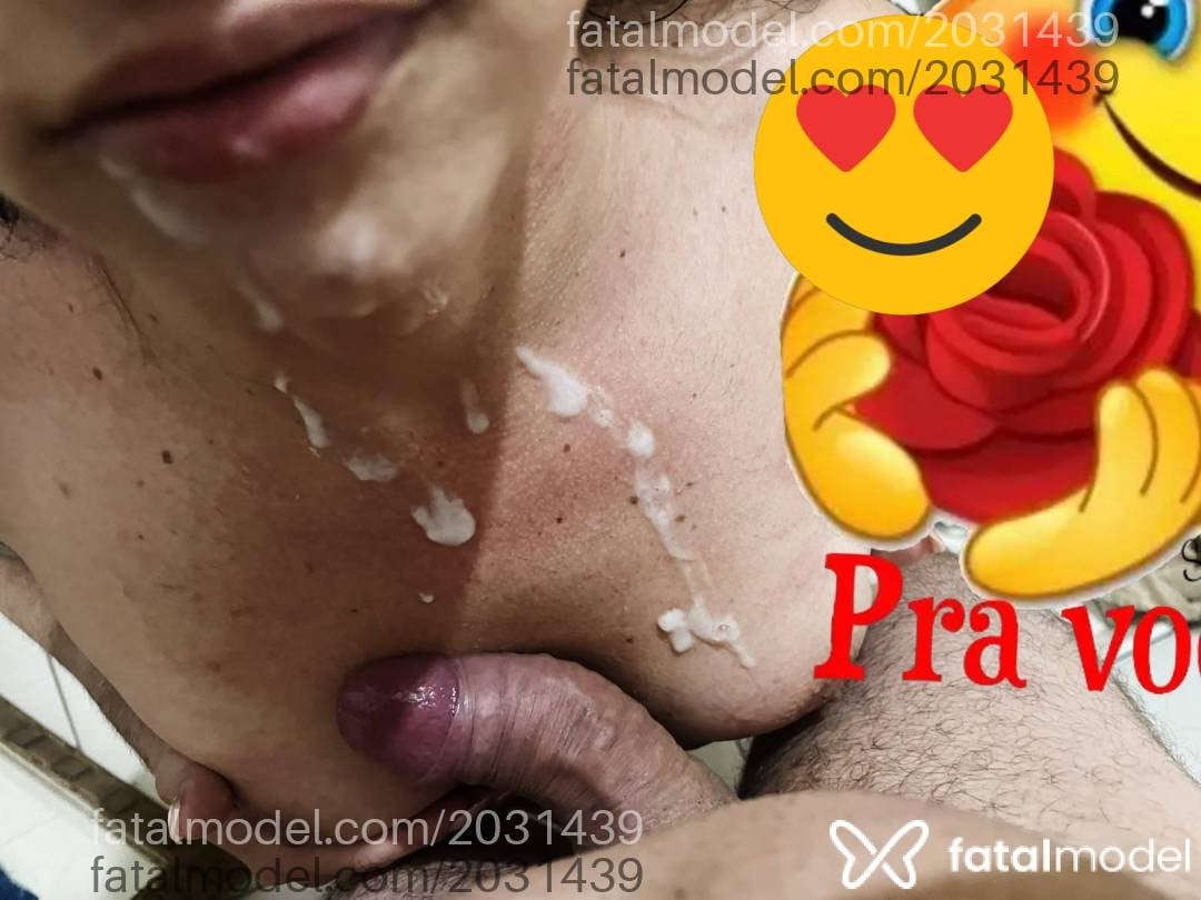 Acompanhante mulher trans com cabelo castanho de olhos castanhos - ágata