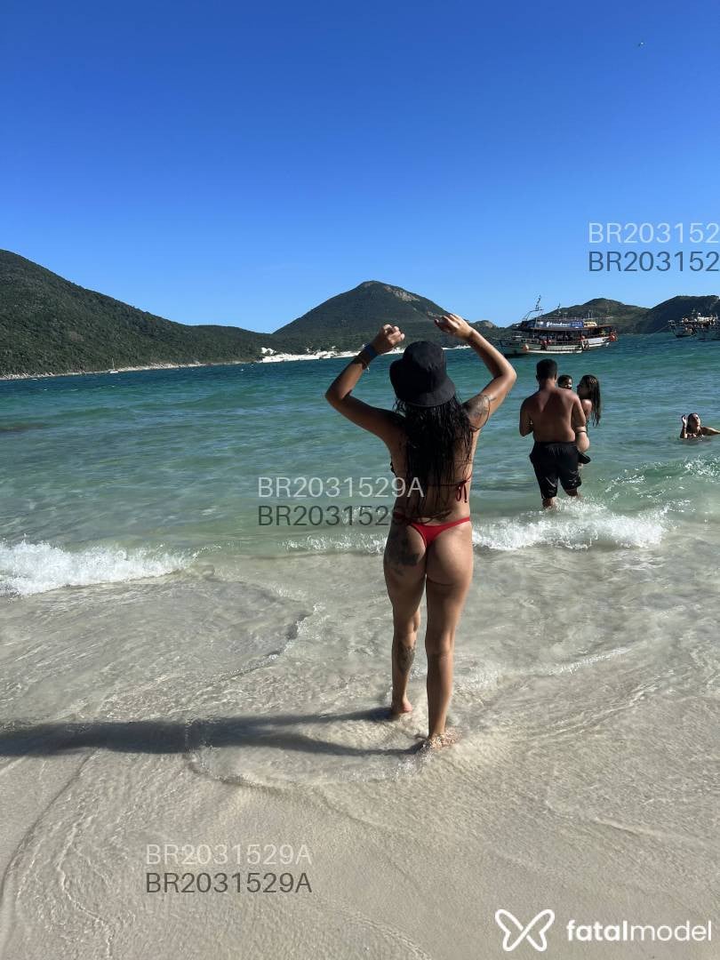 Acompanhante mulher morena (o) de olhos castanhos em Goiânia - Morena