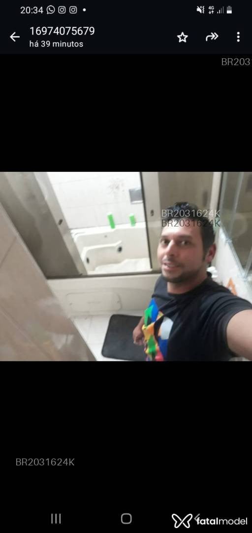 Acompanhante homem com cabelo castanho de olhos mel em Ribeirão Preto - Gatodanoite