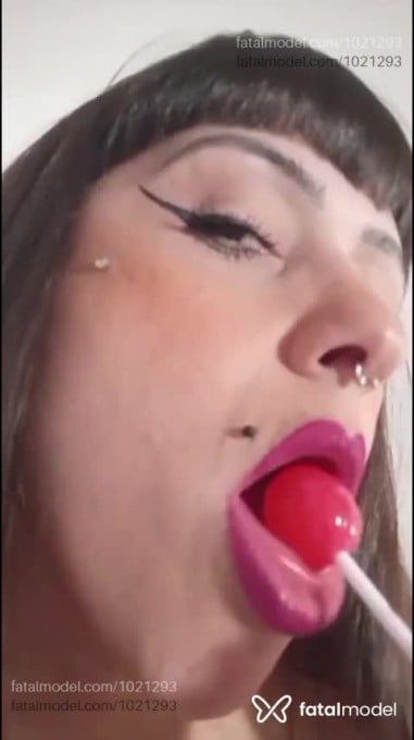 Acompanhante mulher com cabelo castanho de olhos castanhos em Franca - Nathaly