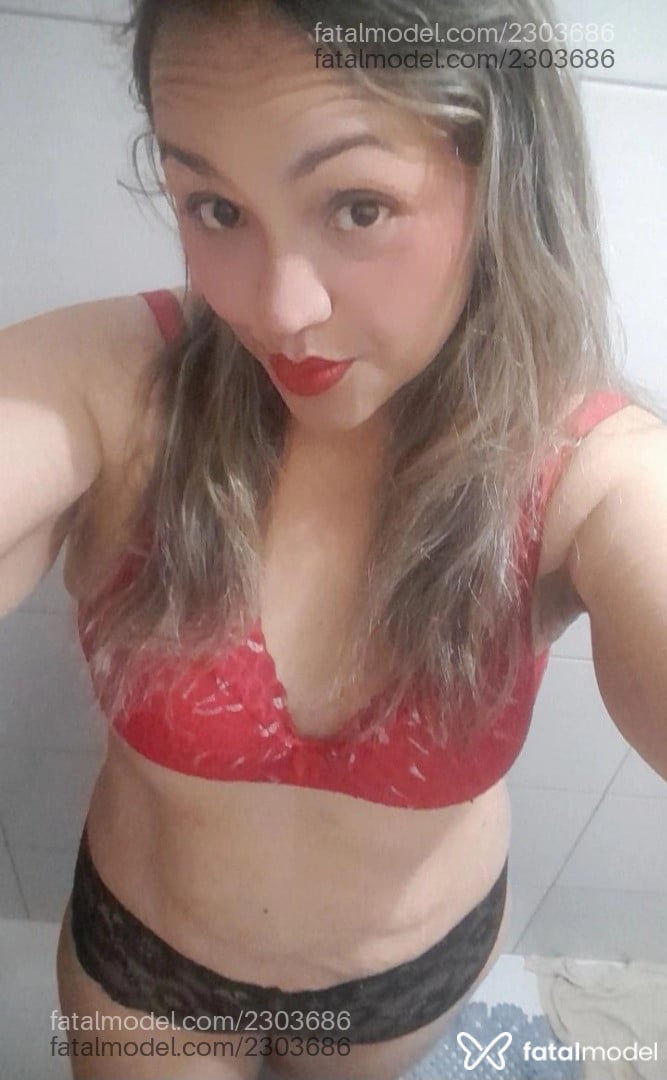 Acompanhante mulher loira (o) de olhos castanhos em Curitiba - Priscila