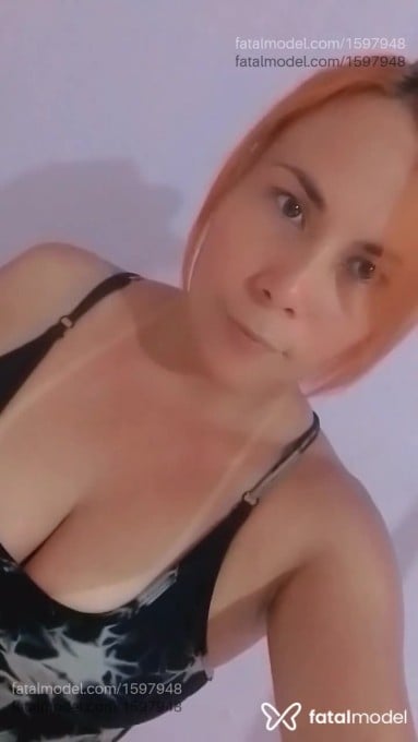 Acompanhante mulher loira (o) de olhos castanhos em Macapá Acompanhante mulher loira (o) de olhos castanhos em Macapá - Natalia