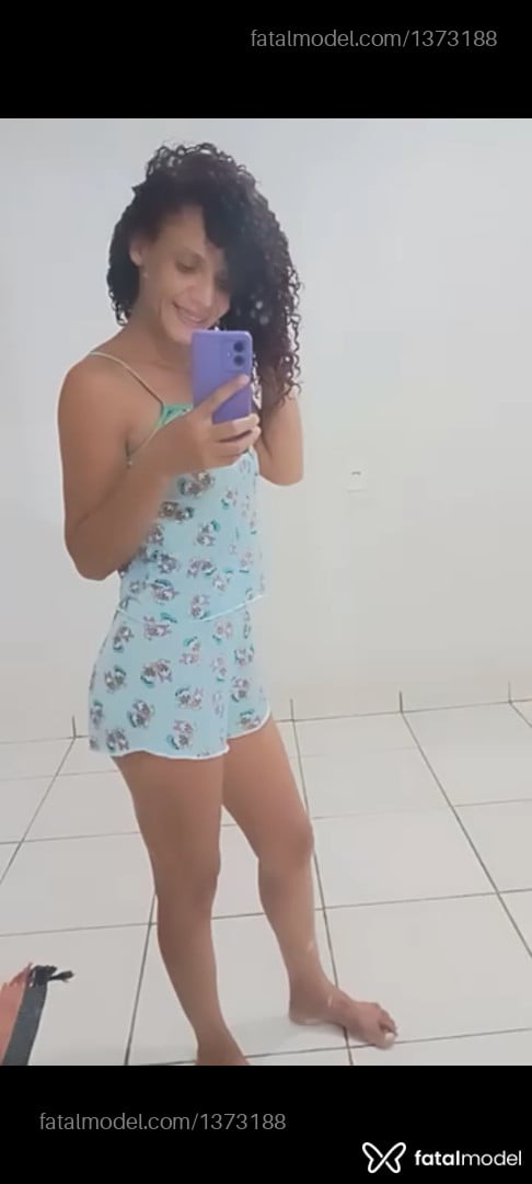Acompanhante mulher ruiva (o) de olhos castanhos em Cuiabá Acompanhante mulher ruiva (o) de olhos castanhos em Cuiabá - Eduarda