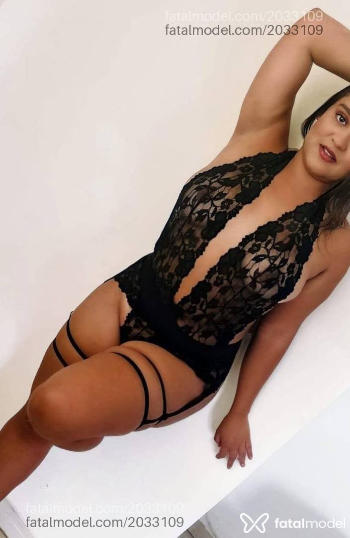 Acompanhante mulher morena (o) de olhos castanhos em Araçatuba - Liz