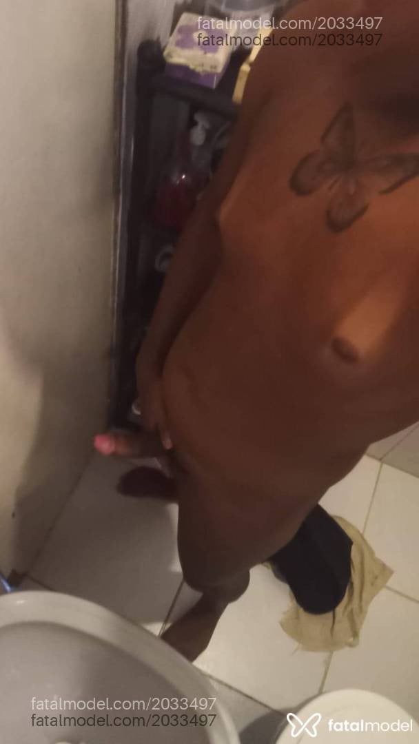Acompanhante mulher trans morena (o) de olhos castanhos - Thayla Brito