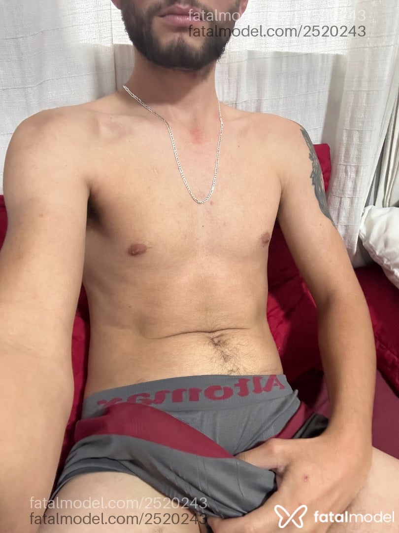 Acompanhante homem morena (o) de olhos mel - Guilherme Cwb