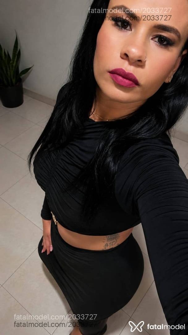 Acompanhante mulher com cabelo castanho de olhos castanhos - Morena Rosa