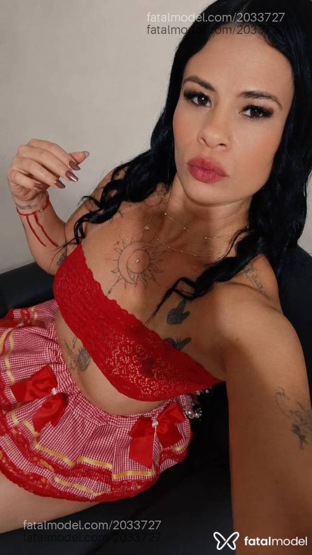 Acompanhante mulher com cabelo castanho de olhos castanhos - Morena Rosa