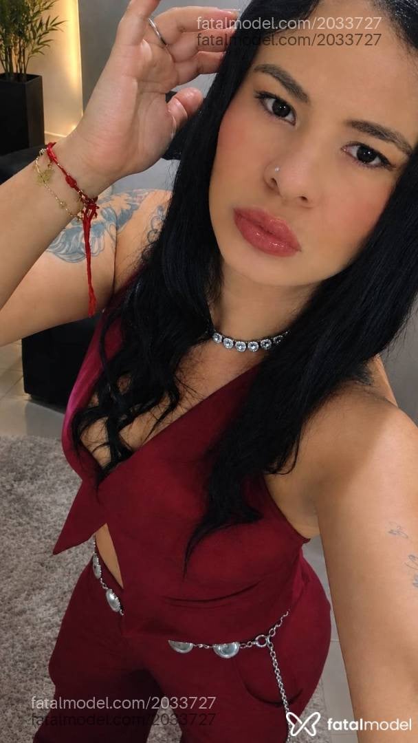 Acompanhante mulher com cabelo castanho de olhos castanhos - Morena Rosa