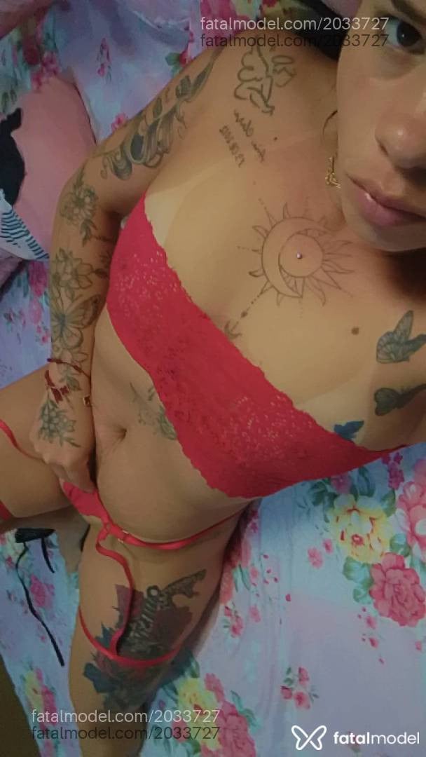 Acompanhante mulher com cabelo castanho de olhos castanhos - Morena Rosa